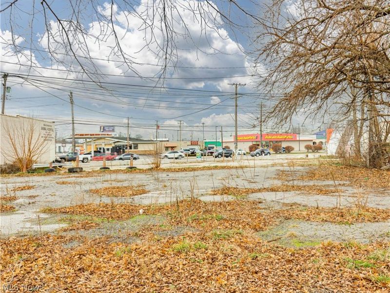 13931 Lorain Avenue, Cleveland, OH 44111 Photo 12