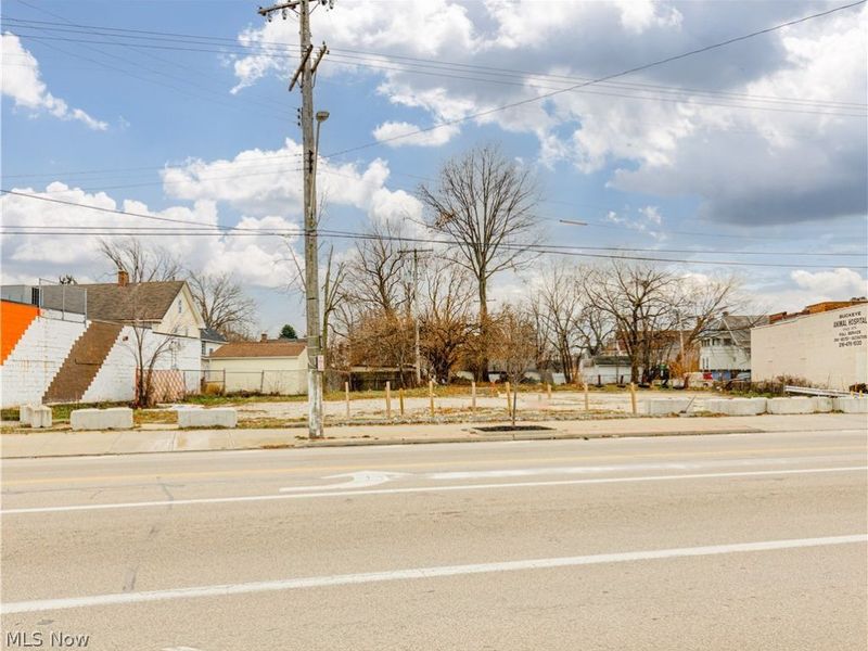 13931 Lorain Avenue, Cleveland, OH 44111 Photo 8