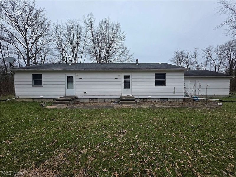 6777 Mahoning Avenue NW, Warren, OH 44481 Photo 2