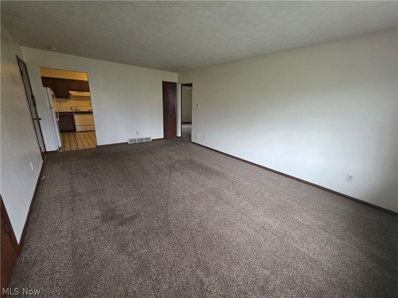 6777 Mahoning Avenue NW, Warren, OH 44481 Photo 9