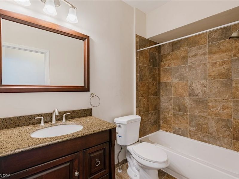 14915 Clifton Boulevard, Lakewood, OH 44107 Photo 14