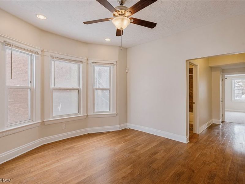 14915 Clifton Boulevard, Lakewood, OH 44107 Photo 4