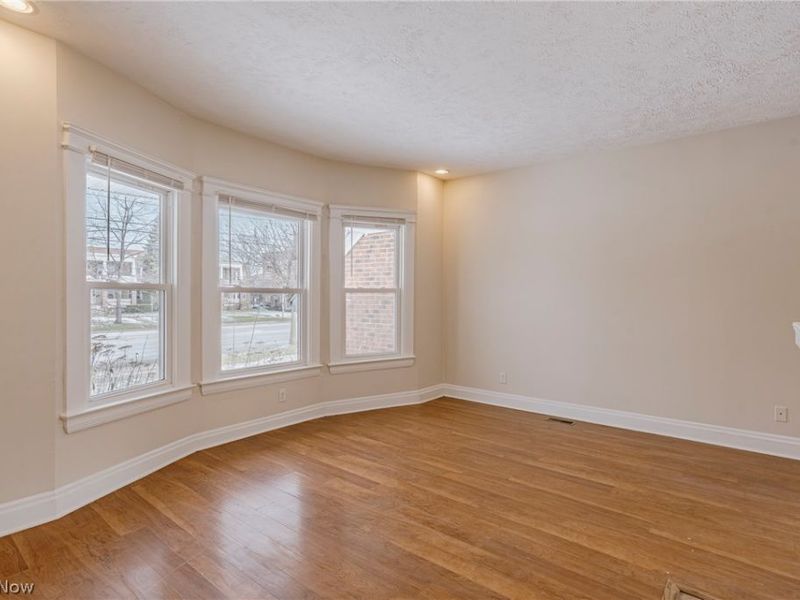 14915 Clifton Boulevard, Lakewood, OH 44107 Photo 5