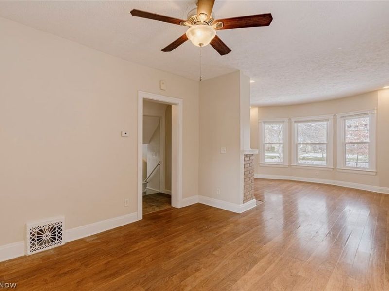 14915 Clifton Boulevard, Lakewood, OH 44107 Photo 8