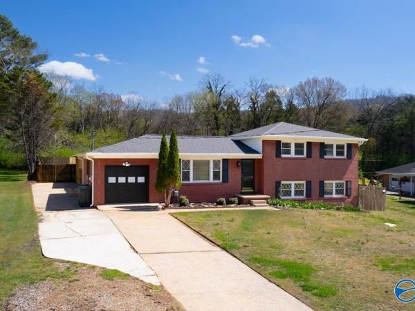 2212 Rodgers Drive NE, Huntsville, AL 35811