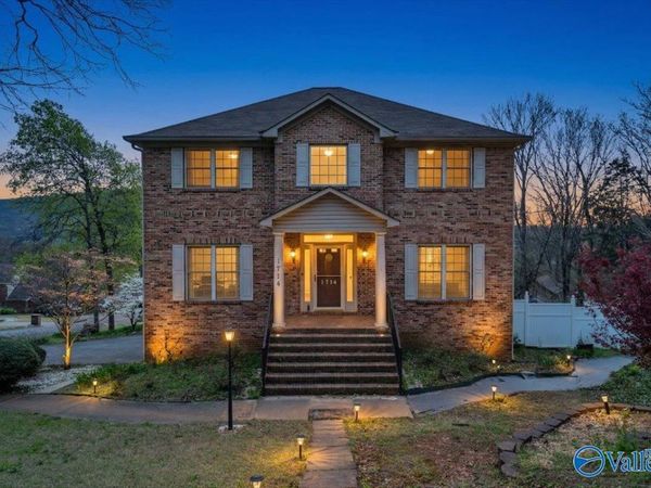 1714 Alm Drive NE, Huntsville, AL 35811