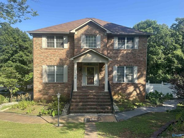 1714 Alm Drive NE, Huntsville, AL 35811