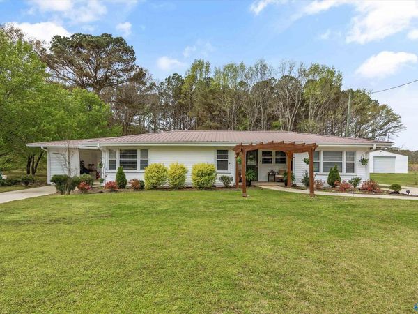 196 Curt Road, New Hope, AL 35760