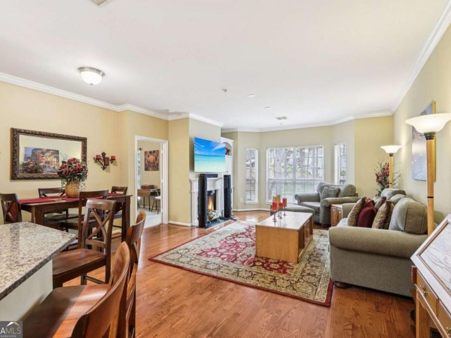 Property Image 4