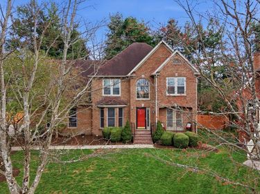 704 Maple Ridge Lane, Lexington, KY 40509