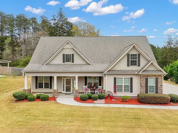 32 Austin Storey Circle, Newnan, GA 30263