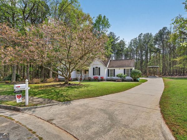 182 Suwanee Court, Senoia, GA 30276