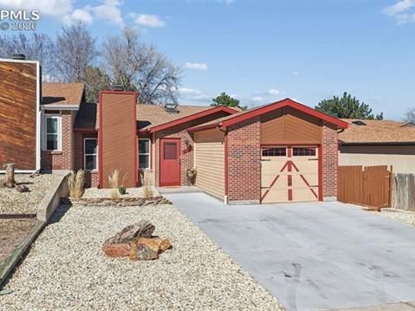 6359 Gunshot Pass Drive, Colorado Springs, CO 80917