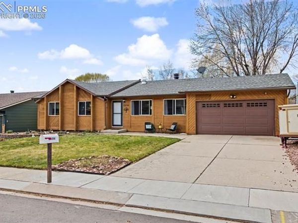 5250 Mule Deer Drive, Colorado Springs, CO 80919