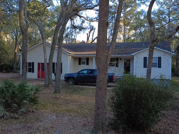 800 Apaloosa Road, Douglas, GA 31533