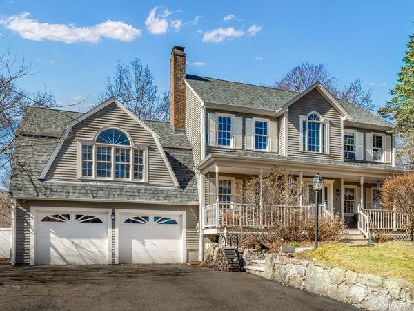 5 Hunter Cir, Milford, MA 01757