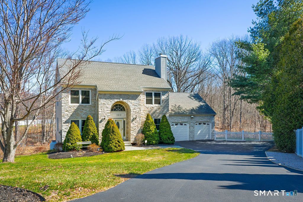 120 Doral Farms, North Branford, CT 06471 Main Photo