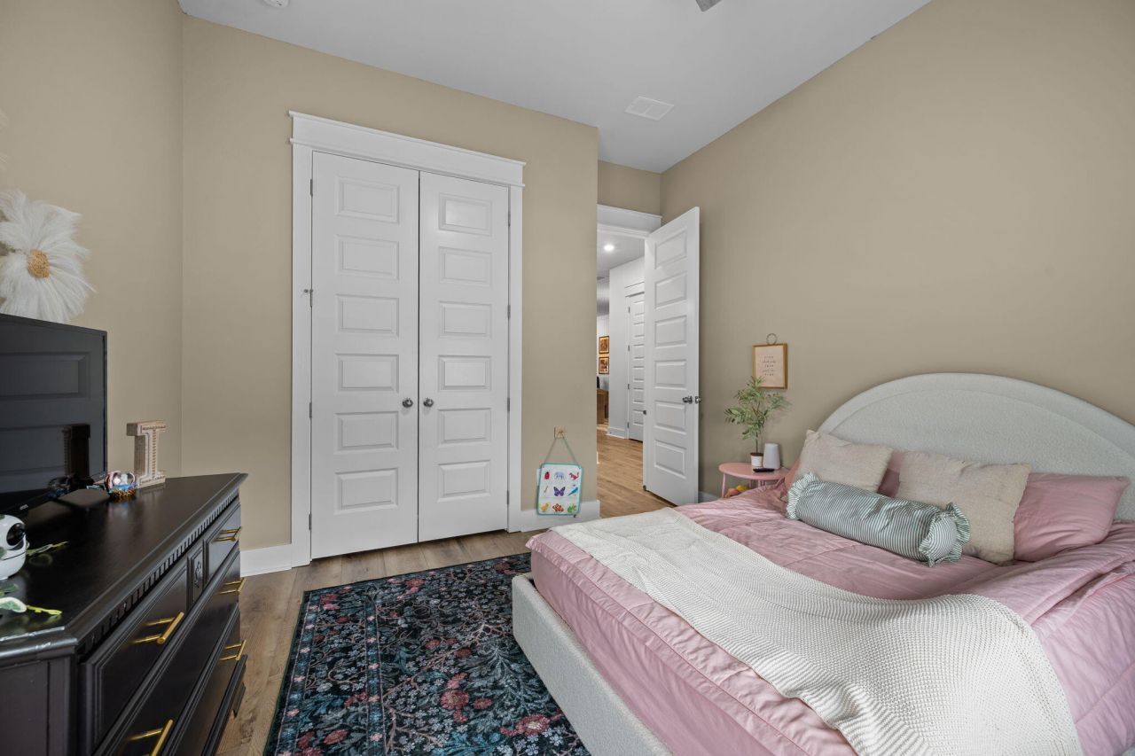 113 Medford Street Photo 11