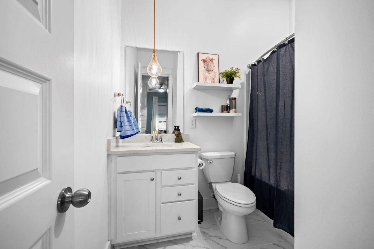 113 Medford Street Photo 17