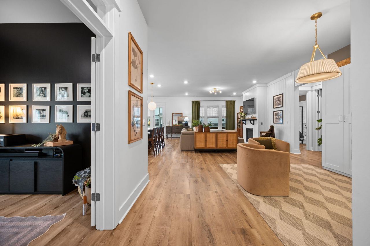 113 Medford Street Photo 19