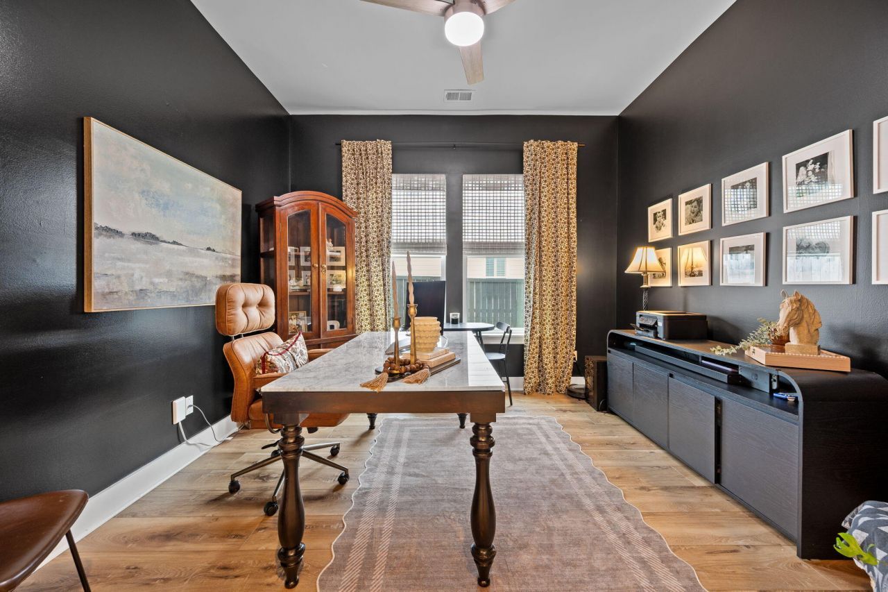 113 Medford Street Photo 20