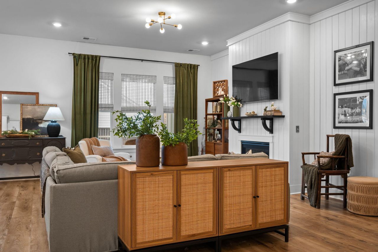 113 Medford Street Photo 24