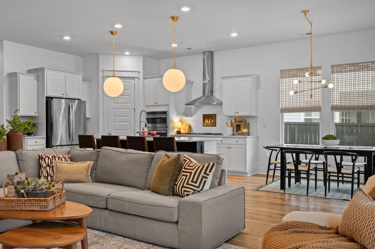 113 Medford Street Photo 29