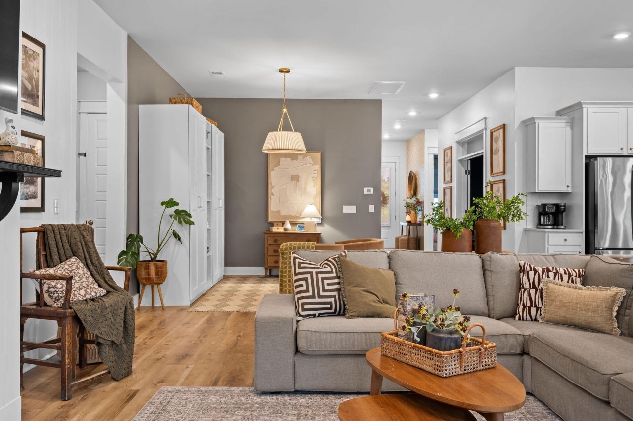 113 Medford Street Photo 31