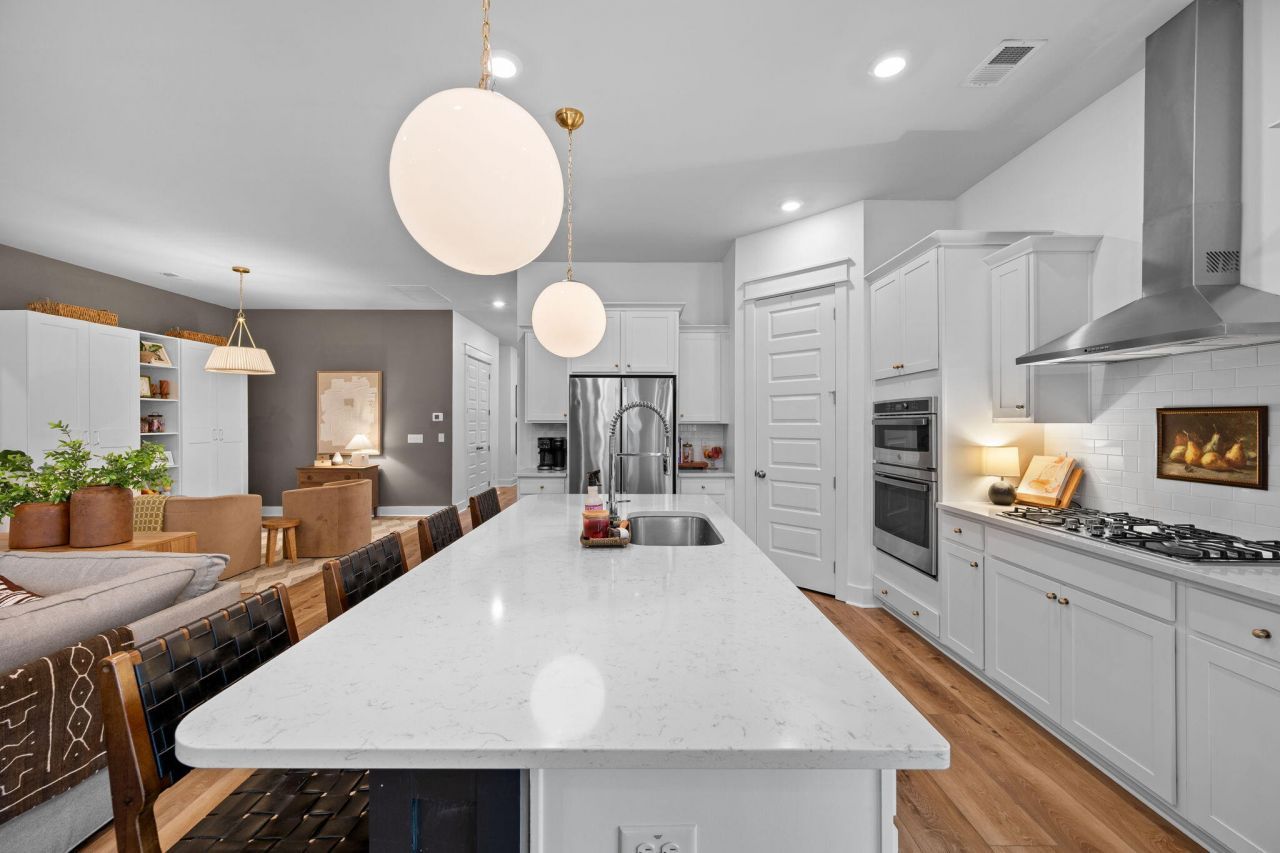 113 Medford Street Photo 36