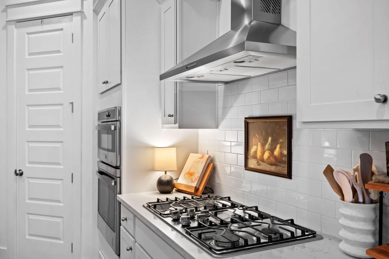 113 Medford Street Photo 39