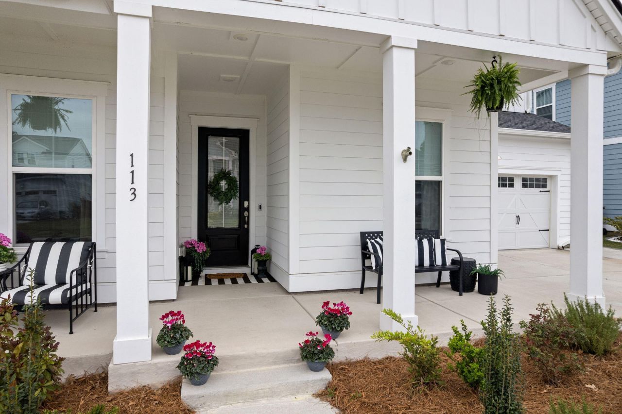 113 Medford Street Photo 4