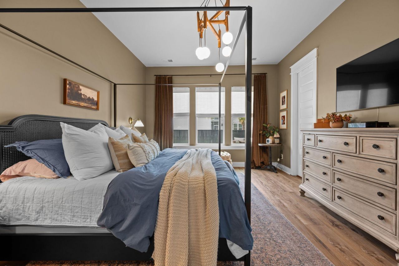 113 Medford Street Photo 48