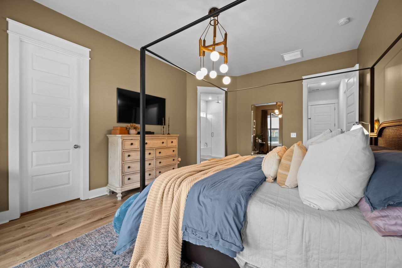 113 Medford Street Photo 49