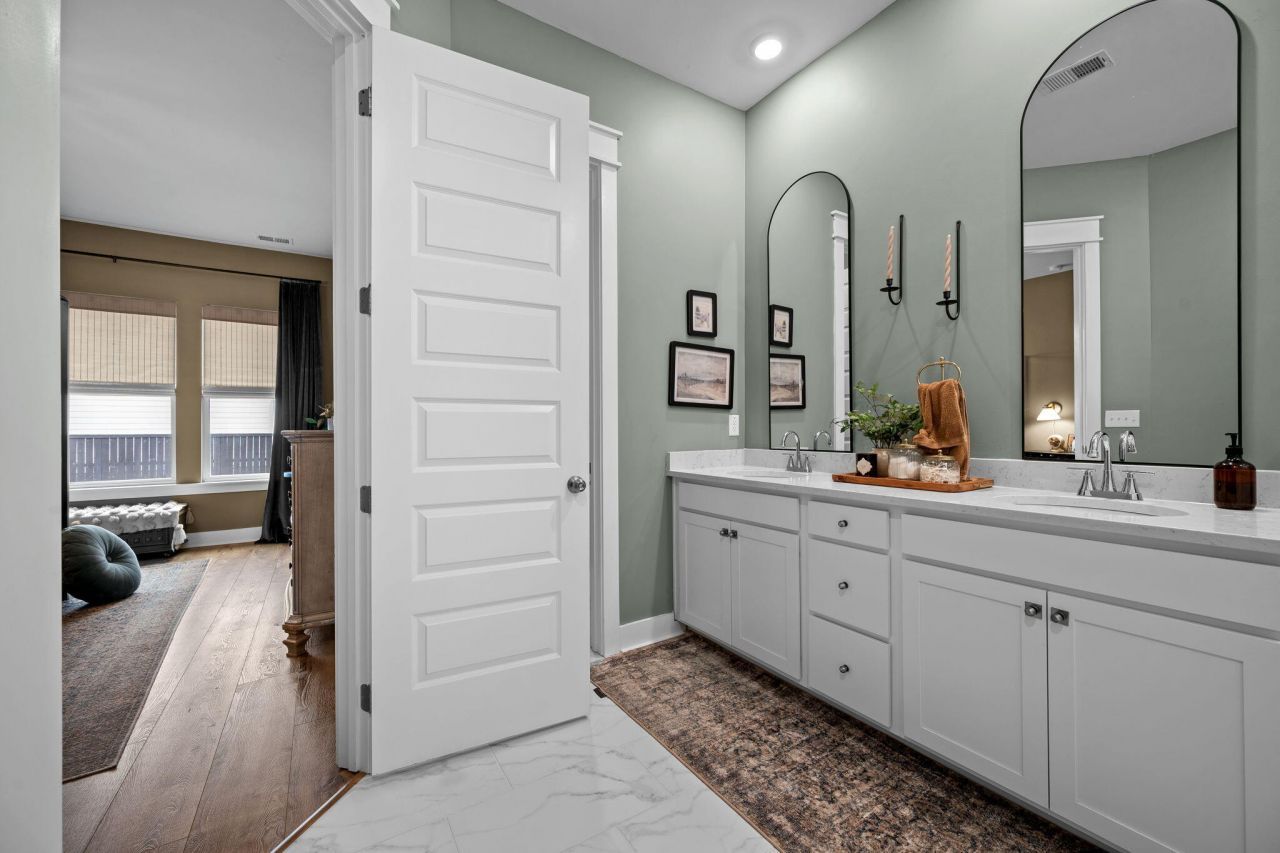 113 Medford Street Photo 52