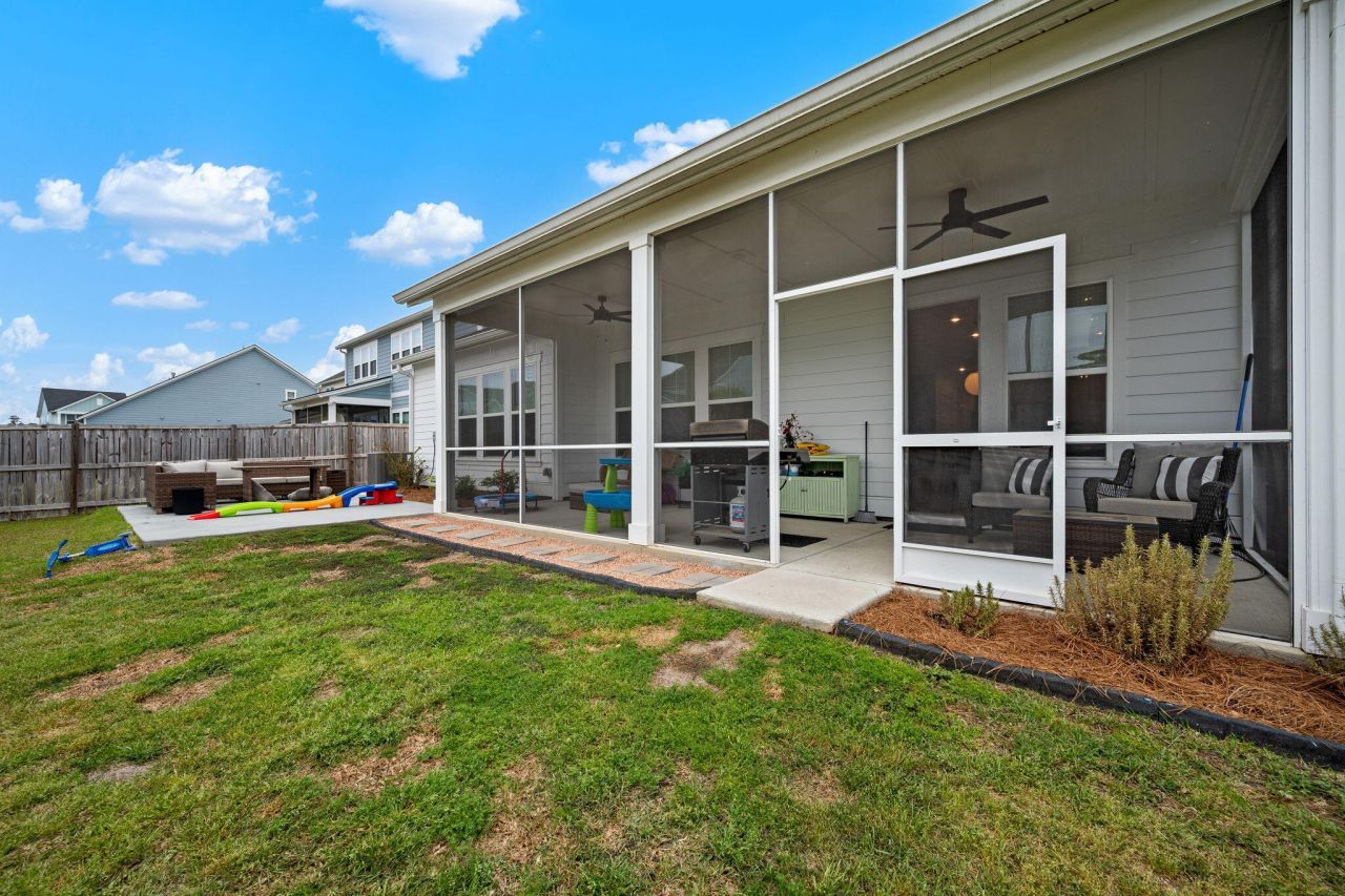 113 Medford Street Photo 66