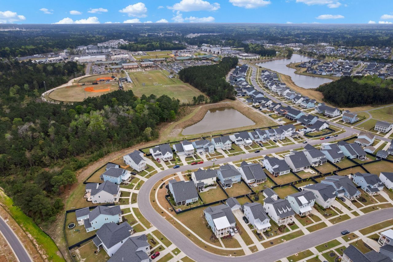 113 Medford Street Photo 68