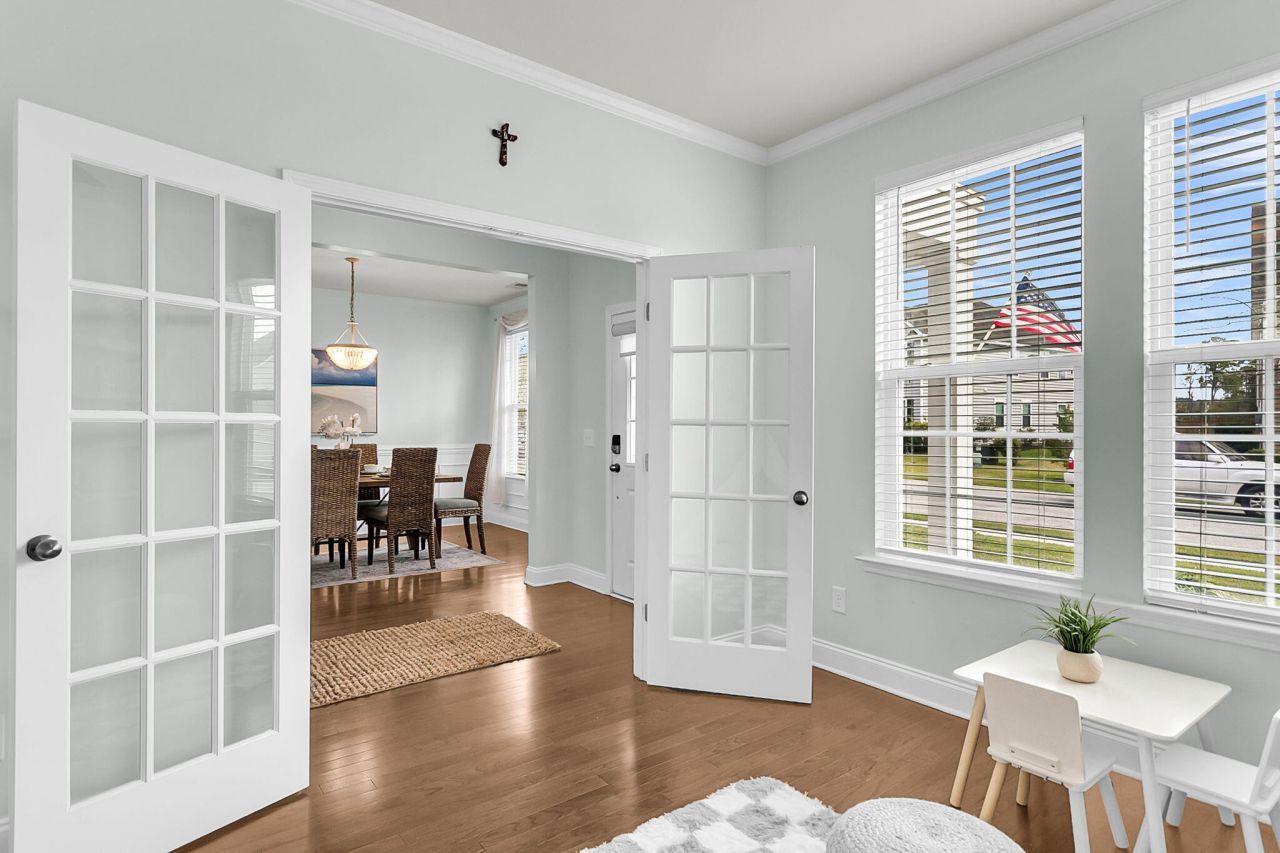 9707 Cutleaf Drive Photo 18