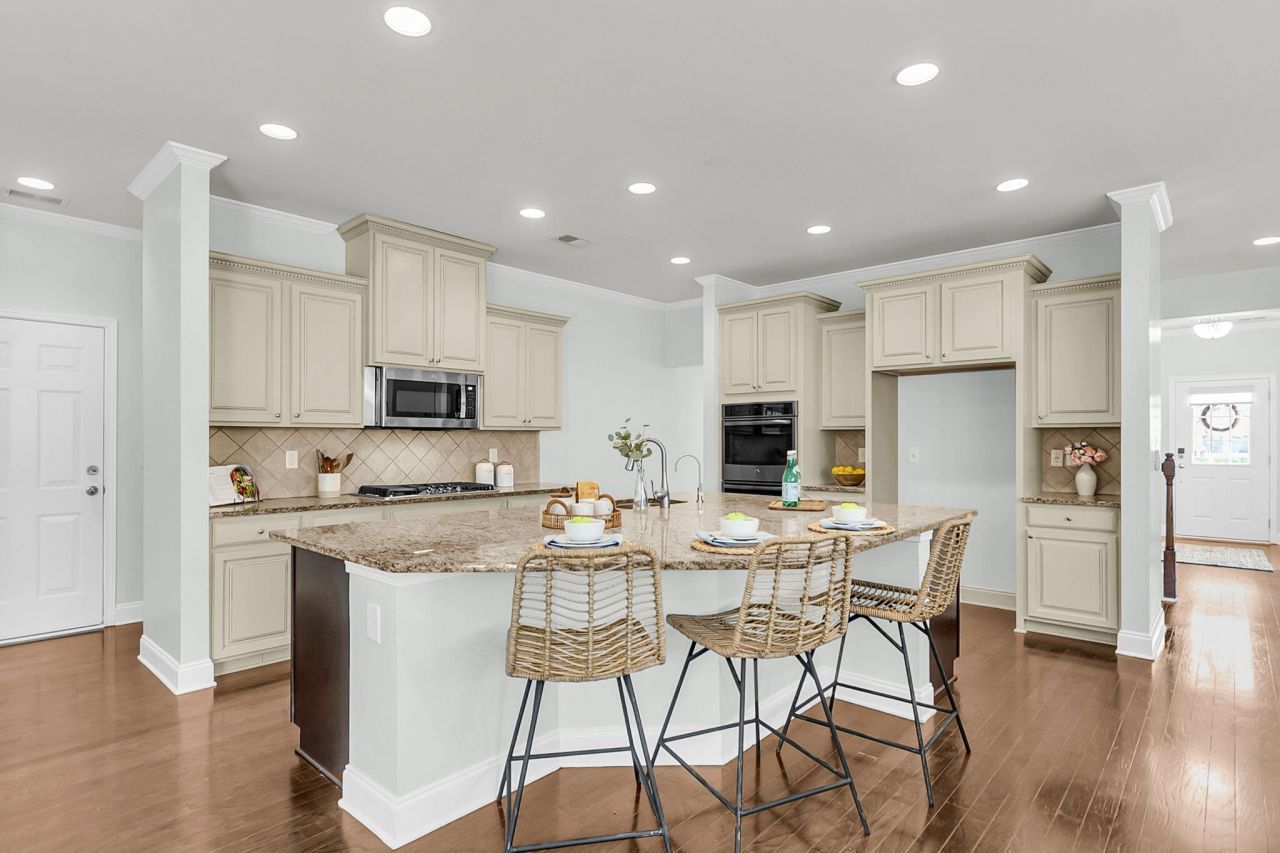 9707 Cutleaf Drive Photo 25