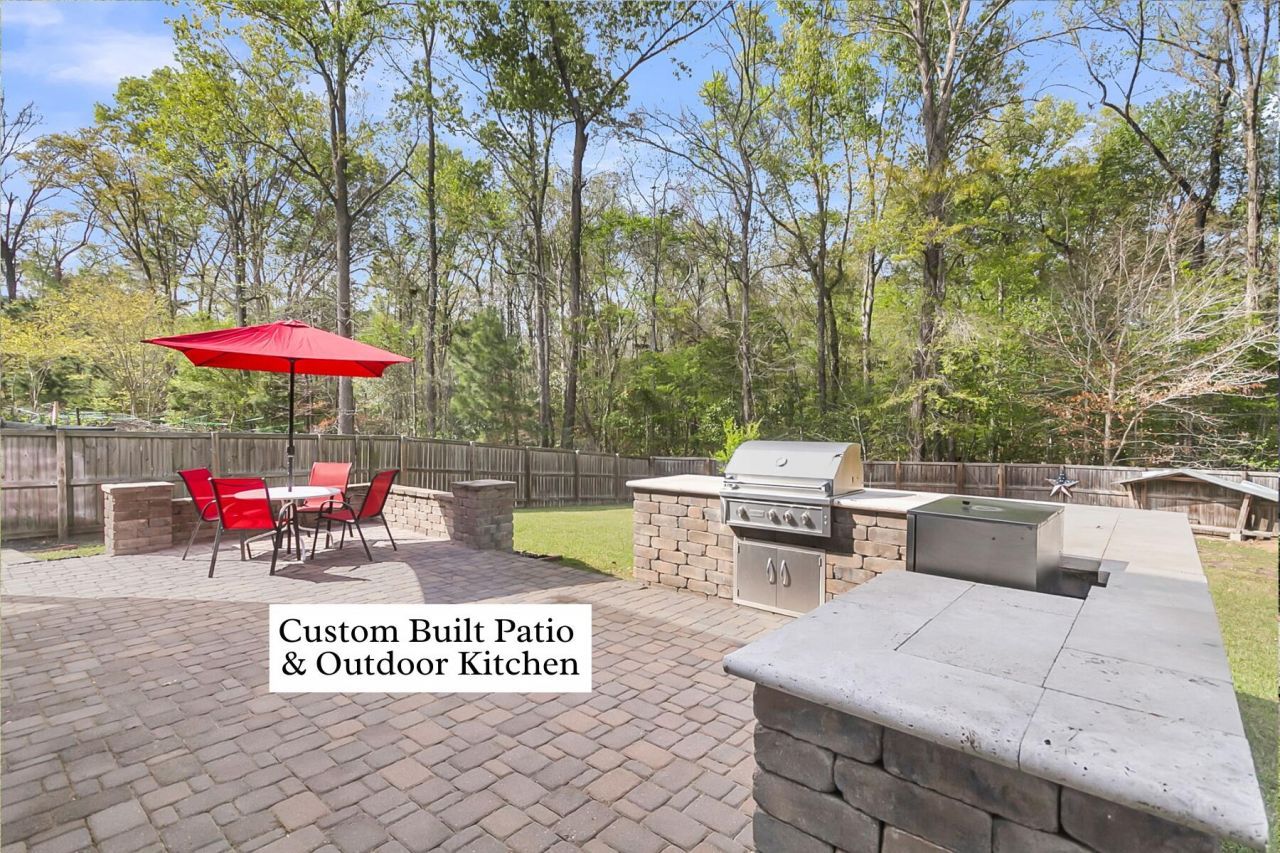 9707 Cutleaf Drive Photo 3