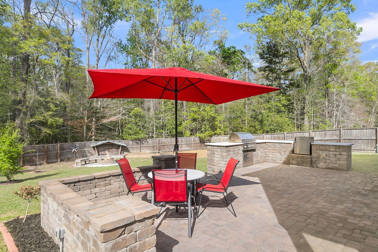 9707 Cutleaf Drive Photo 32