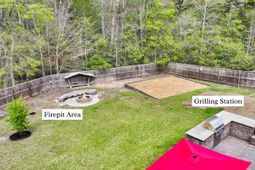 9707 Cutleaf Drive photo 4