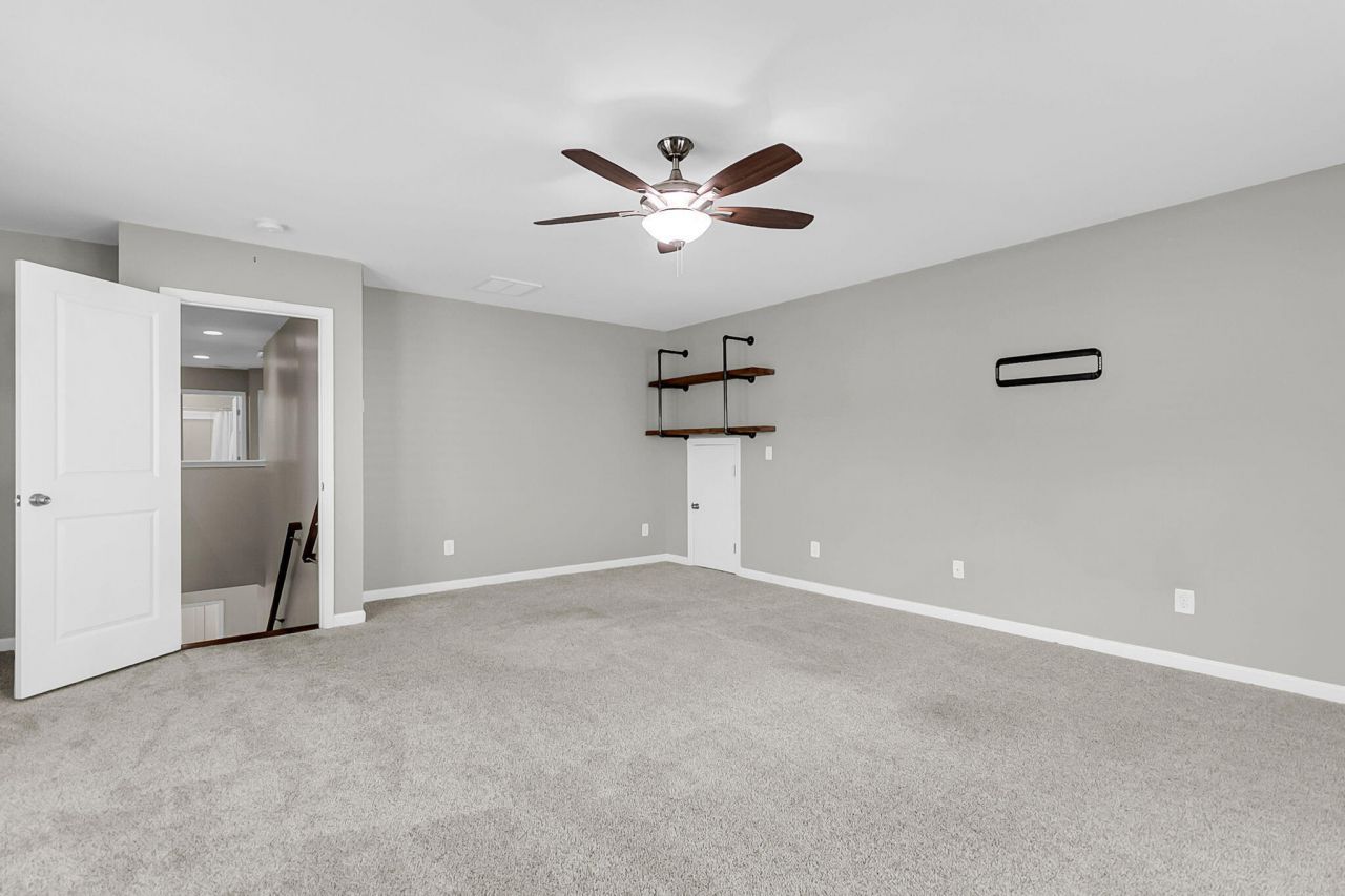 9707 Cutleaf Drive Photo 61