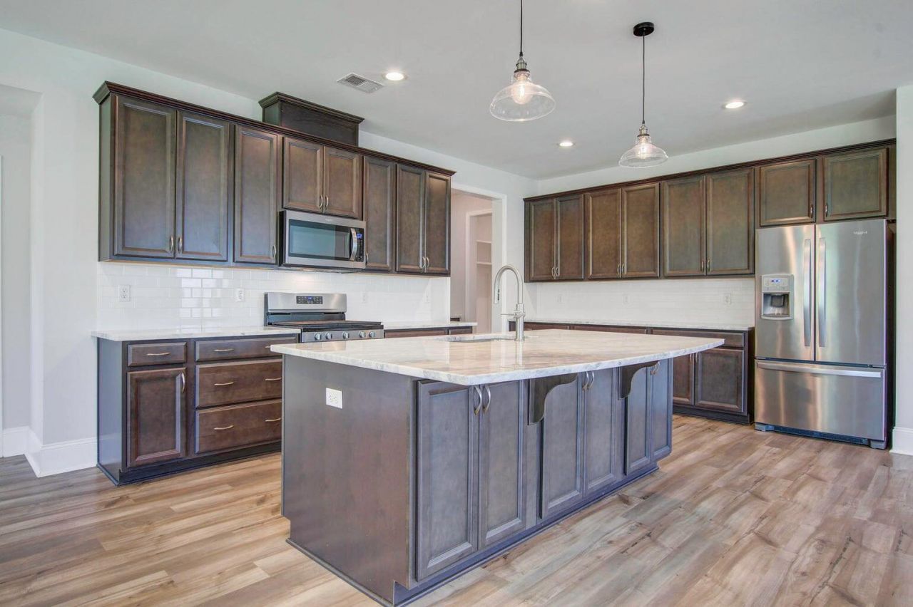 216 Quimby Hill Drive Photo 10