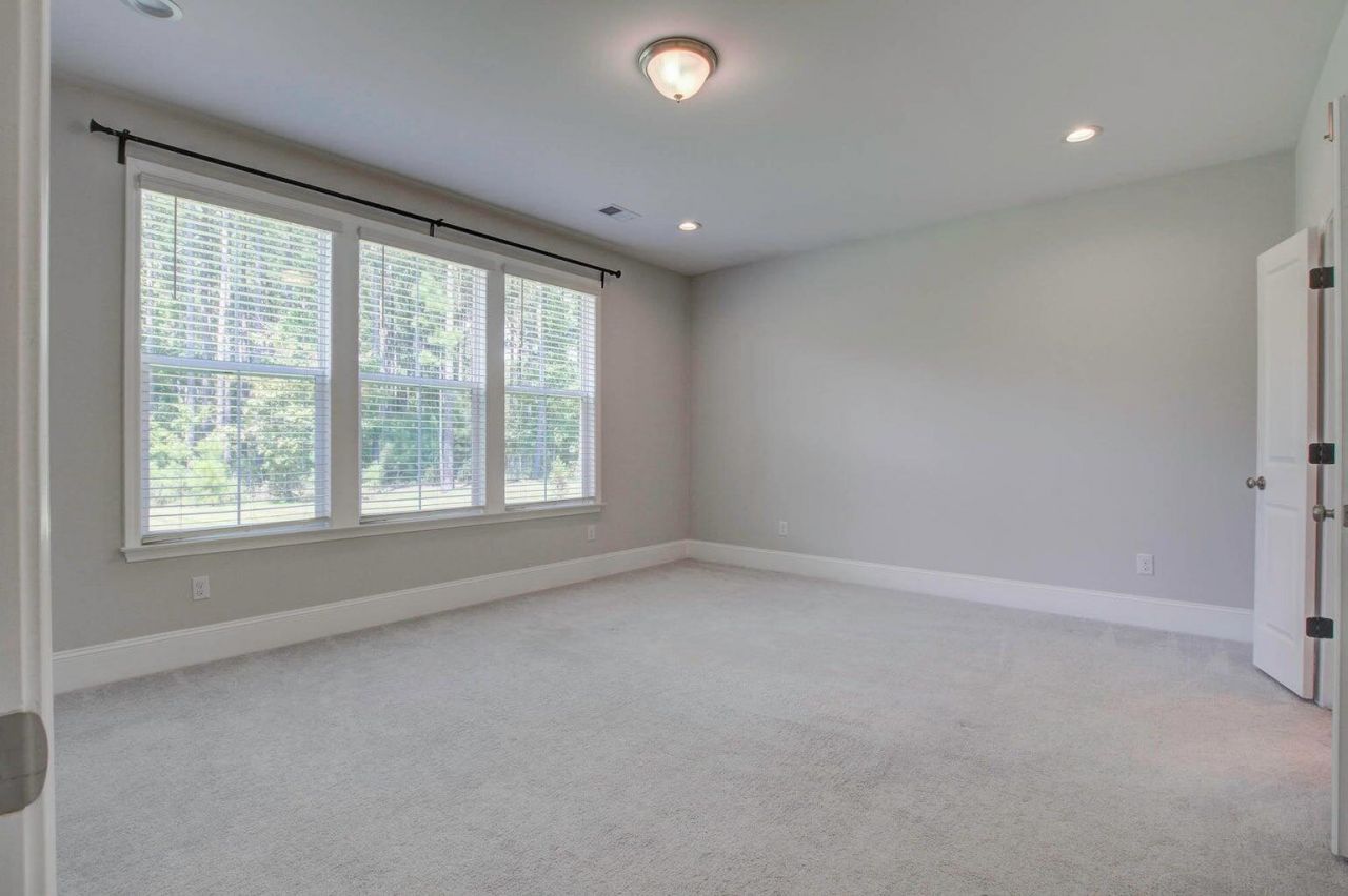 216 Quimby Hill Drive Photo 13