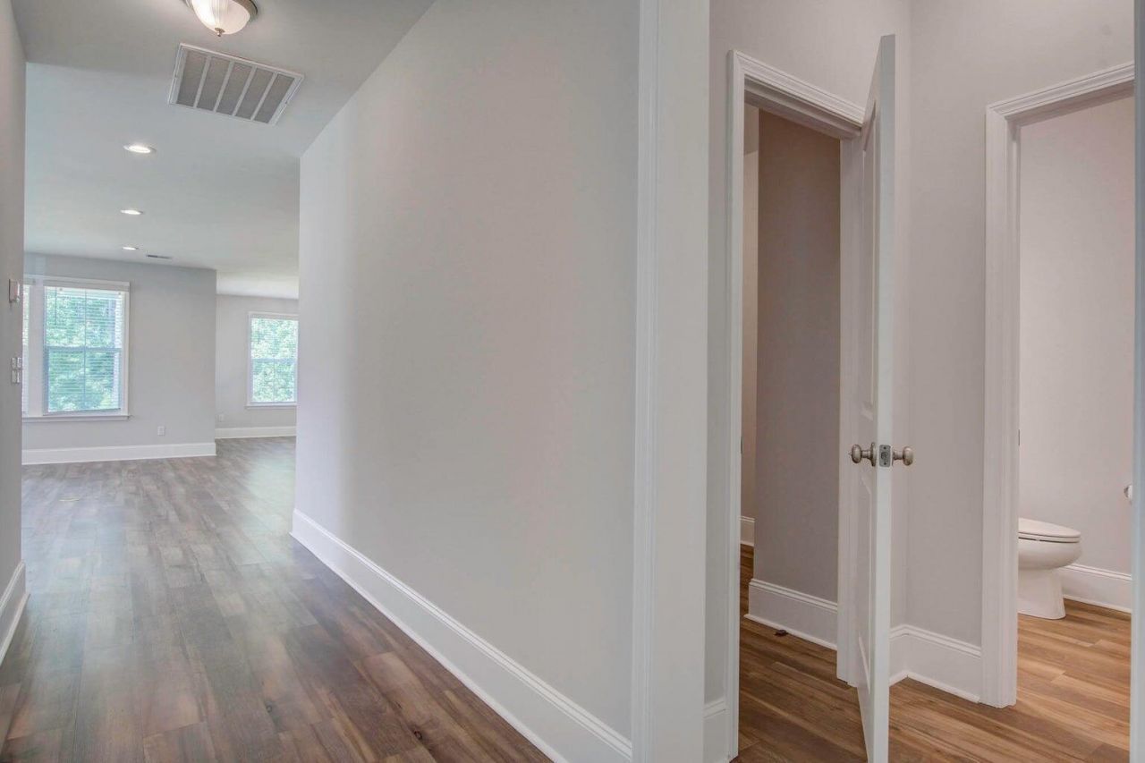 216 Quimby Hill Drive Photo 17