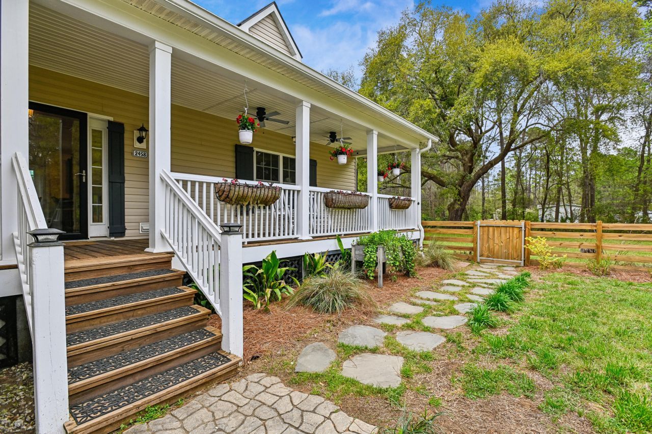 2458 Audette Avenue Photo 12