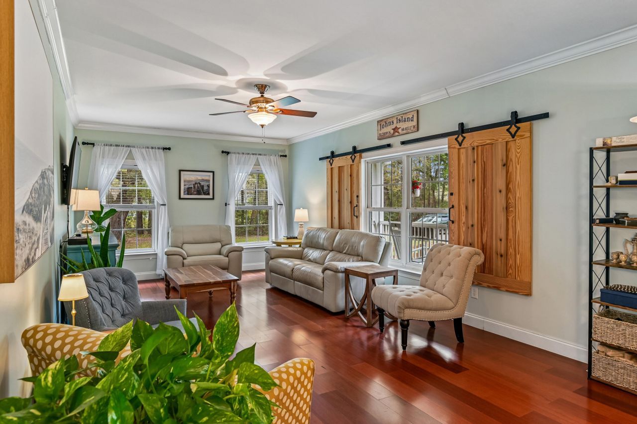 2458 Audette Avenue Photo 18