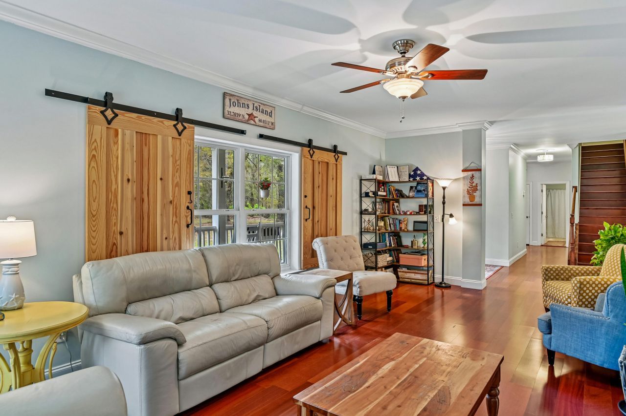 2458 Audette Avenue Photo 21