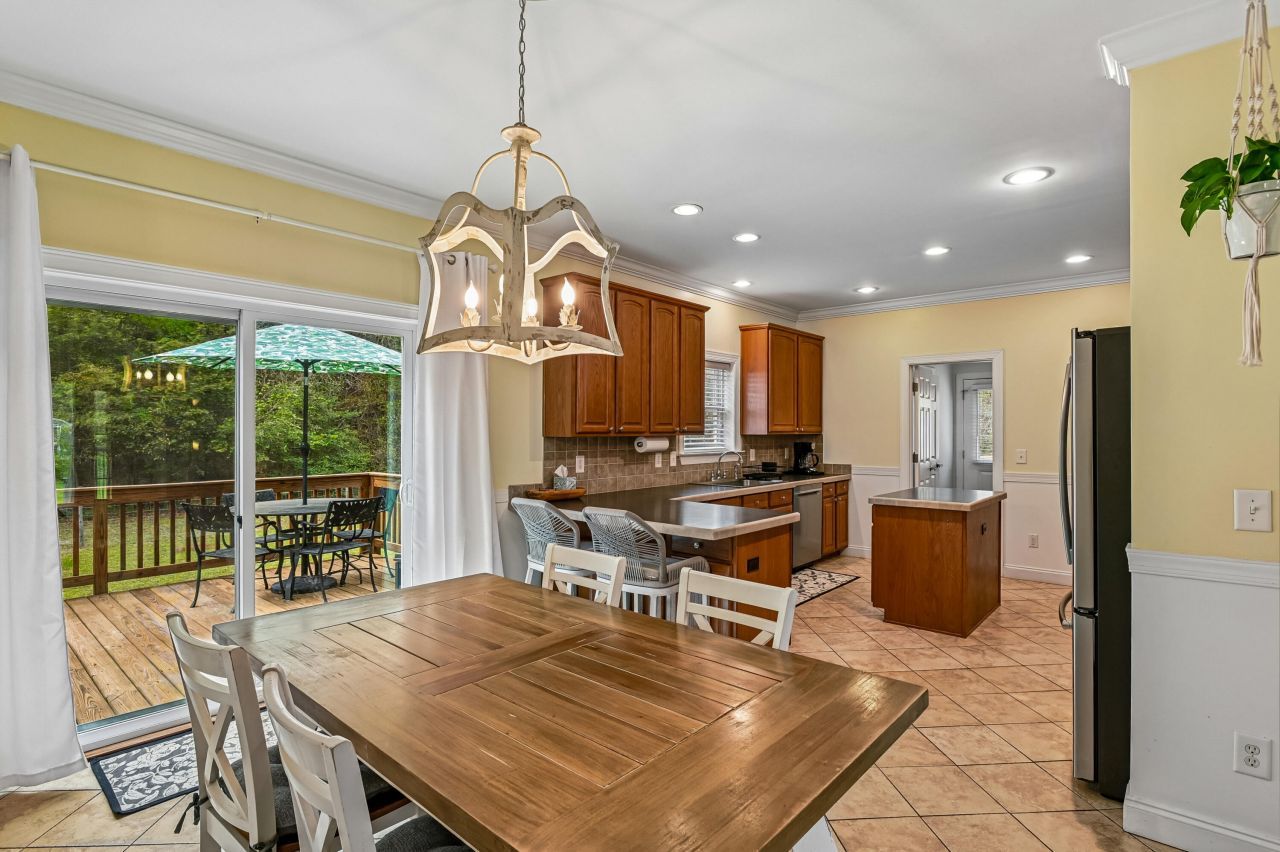 2458 Audette Avenue Photo 27