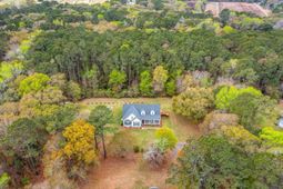 2458 Audette Avenue photo 4